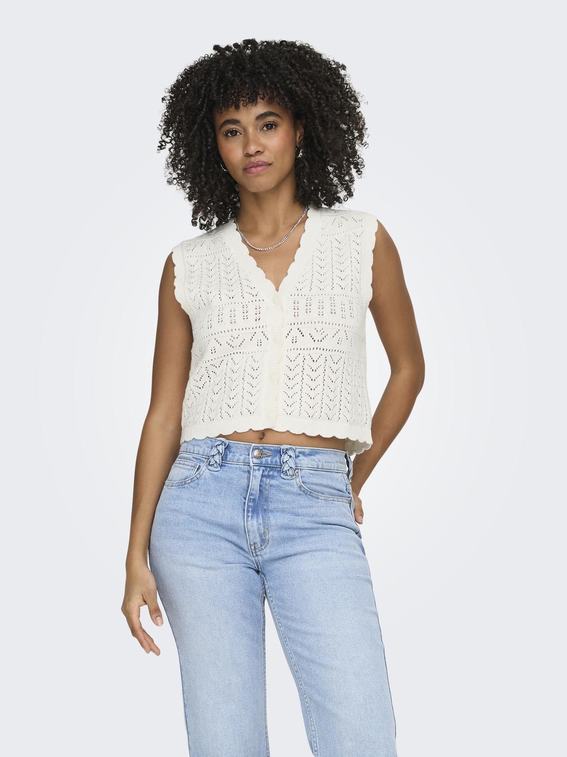 model_shot-front